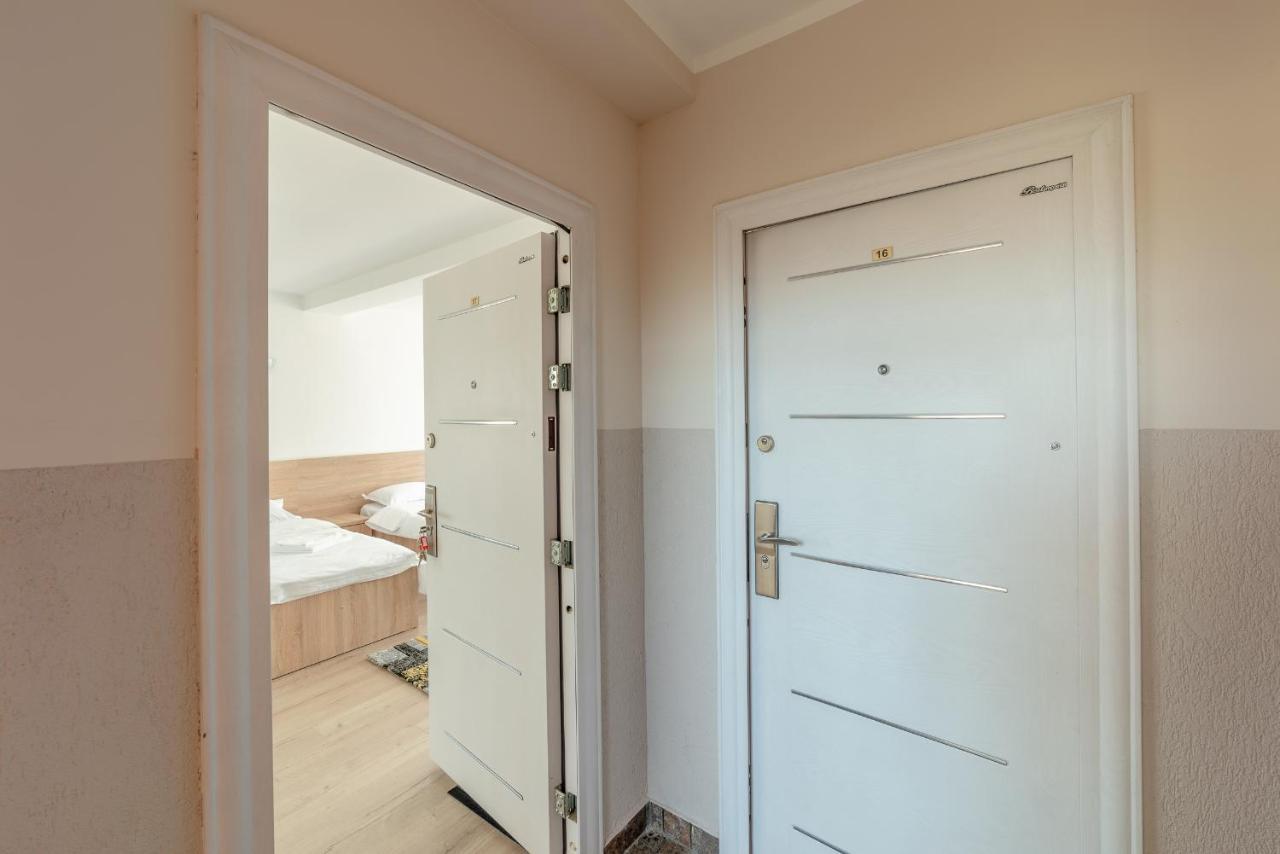 Casa Zorilor Cluj Apartman Kültér fotó
